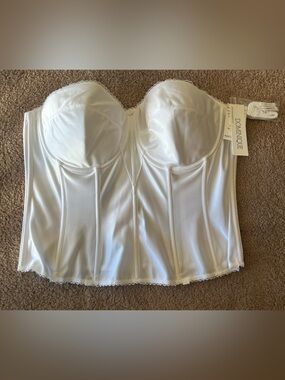 NWT Dominique White Satin Torsolette size 46D